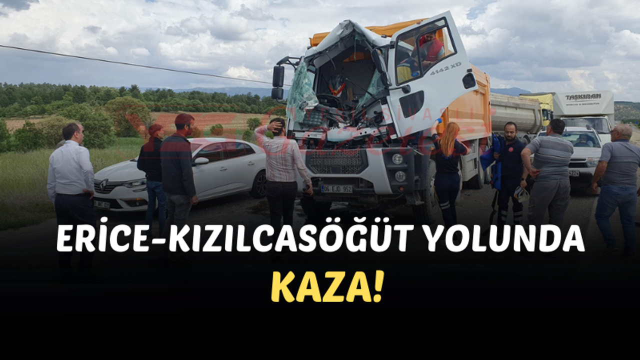 Uşak'ta trafik kazası: Şoför araçta sıkıştı