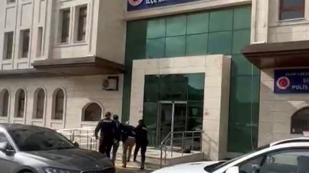 Eski sevgilisi olduğu iddia edilen kadına 15 el ateş etti