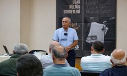 Uşak Belediyesi  "Uşak Yazarları Buluşuyor" Programında Yazar Yaşar Kayacık'ı ağırladı