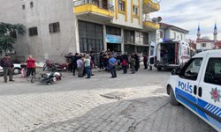 Sivaslı'da Motorsiklet İle Bisiklet Sürücüsü Çarpıştı, İki Sürücü Yaralandı