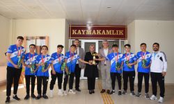 Sivaslı Anadolu Lisesi Uşak şampiyonu oldu
