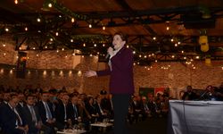 Akşener Uşak'ta Açıkladı: "Ankara ve İstanbul'da  Seçime Tek Başına Giriyoruz"