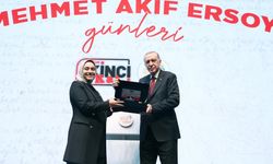 Recep Tayyip Erdoğan'dan ödülünü aldı .Bursa'nın gururu oldu