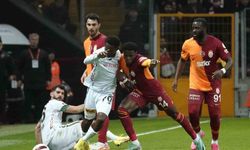 Trendyol Süper Lig: Galatasaray: 0 - Konyaspor: 0 (İlk yarı)