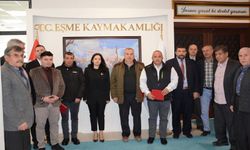 Uşak’ın Eşme İlçesinde SYDV Mütevelli Heyeti plaketle uğurlandı