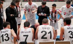 İlkler Şehri Uşak Play-Off'un ilk maçına çıktı