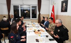 Uşak Valisi Ergün iftarını peygamber ocağında yaptı.