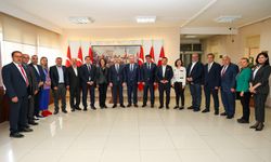 Uşak Belediye Başkanı ve meclis üyeleri Vali Ergün’e konuk oldu