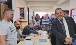 Uşak- Eşme'nin belediye başkanı Yılmaz Tozan oldu