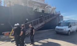 İzmir’de Yük Gemisinde 40 Ton Kaçak Akaryakıt Ele Geçirildi