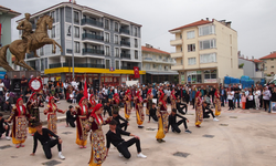 Sivaslı'da 19 Mayıs Atatürk'ü Anma, Gençlik ve Spor Bayramı Coşkusu