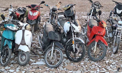 Motosiklet servisinde çıkan yangında 10’un üzerinde motosiklet küle döndü