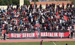 Uşakspor; “Bir zamanlar Kral idi Mısır’a şimdi şimdi kaldı çorap ile hasıra”