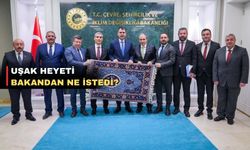 Uşak Valisi ve siyasileri Bakan Kurum’u ziyaret etti