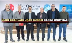 Ülkü Ocakları Uşak Şubesi ’10 Ocak Çalışan Gazeteciler Günü’nü kutladı