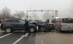 50 araçlık zincirleme kaza: 2 ölü, 26 yaralı