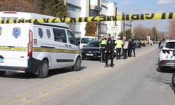 Üniversitede dekan yardımcısını vurdu
