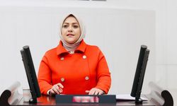 Milletvekili Ün: "Kredi batağına neden olan tüketim çılgınlığı geleceğimizden çalıyor"