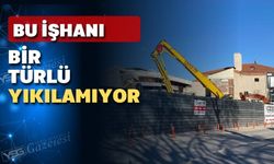 Uşak Belediye İşhanı bir türlü yıkılamıyor