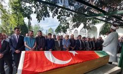 Lenf kanserine yenik düşen müdüre son görev