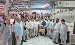 Vatandaşlara "Sertifikalı Kurban Kesim Elemanı Eğitimi" verildi