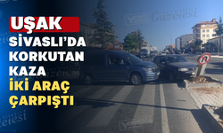 Sivaslı’da Kavşakta İki Araç Çarpıştı