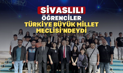 AK Parti Uşak Milletvekilleri Meclis’te Genç Konuklarını Ağırladı