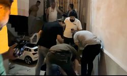 Ekiplerden kaçmaya çalışan aranan şahsın yakalanma anı