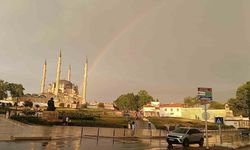 Yağmur sonrası gökkuşağı şöleni
