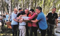 Ali Öğretmen 45 yıl sonra öğrencileriyle buluştu