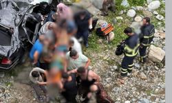 Feci kazada iki araç çarpıştı: 1 ölü, 8 yaralı