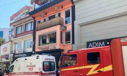 Fritözden çıkan yangın paniğe neden oldu
