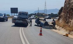Otomobil dağlık alana çarparak ters döndü: 2 yaralı