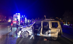 Trafik Kaza Yine Can Aldı :  Afyonda 1 Kişi Öldü 2 Kişi yaralandı