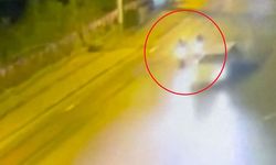 Boş yolda iki motosikletli kaza yaptı
