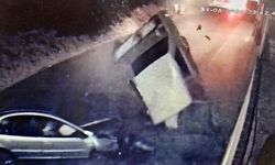 İki Otomobil kafa kafaya çarpıştı. Kazada 8 kişi yaralandı