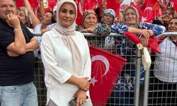 CHP Kadın Kolları Başkanı görevinden istifa etti