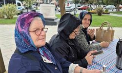 Depremden sonra kendilerini dışarı attılar: "Çok korktuk"