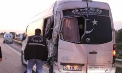Kamyon işçi servisine çarptı: 1 ölü