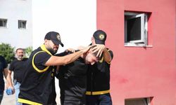 Kavga ettiği arkadaşını 100 metreden vurarak öldürdü