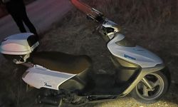 Seyir halinde kontrolden çıkan motosiklet devrildi, sürücüsü yaralandı