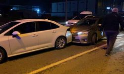 Zincirleme kaza : 1’i çocuk 5 yaralı