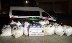 Durdurulan iki araçta 1,9 milyon liralık sahte ayakkabı ele geçirildi