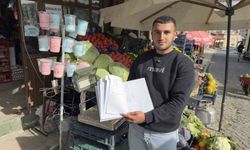 "Kimse bilmesin, Allah bilsin" dedi 150 bin liralık bakkal defterini kapattı