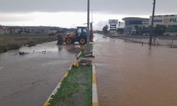 Metrekareye 105.3 kilogram düşen yağış hayatı felç etti