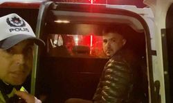 Alkollü şahıs emniyet müdürünün bulunduğu araca çarptı