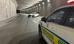 Alkollü sürücünün yaptığı kazada otomobil pert oldu