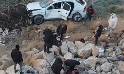 Otomobil köprüden uçtu: 1 ölü, 2 yaralı