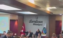 Üniversitelilerin izlediği meclis toplantısında arbede çıktı