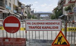 Uşak’ın Eşme İlçesinde Hızlı Tren Yolları Kesti